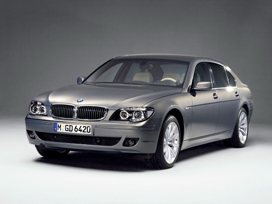  BMW 760Li (E66) 2005 года  (фото 14 из 21)